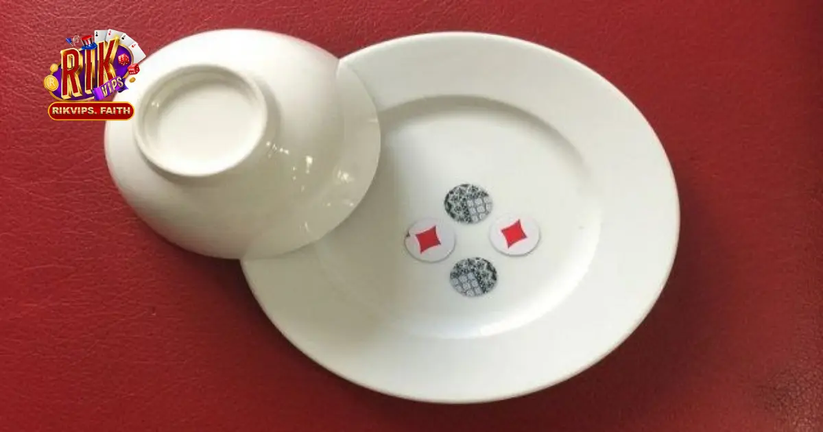 Cách Chơi Xóc Đĩa Ngoài Đời: Hướng Dẫn Chi Tiết Từng Bước 3 Cách đặt cược xóc đĩa ngoài đời chuẩn xác